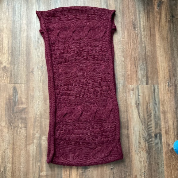 Burgundy Infinity Scarf - Picture 3 of 5